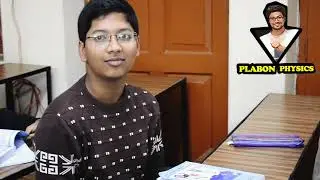 ডেমোক্রেটাস কোন দেশীয় বিজ্ঞানে ছিলেন?