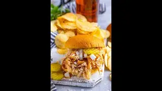 Slow Cooker Nashville Chicken Sandwiches