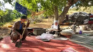     Far From Modern Life: How This Couple Survives in the Mountains