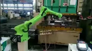 Handling robots 1500mm  for press groups