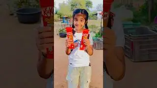 Esliye mana kar rhi h 😂😱
