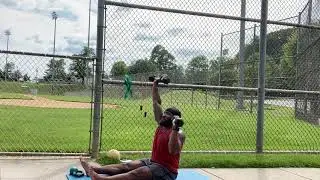 Lat Pulldown with Shoulder Stabilization