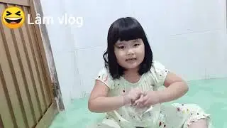 Lâm vlog. Bé Na.đập heo đất.
