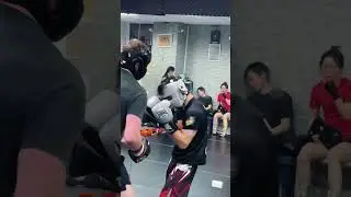 每次對打停格，都是時尚雜誌封面 #VOUGEchallenge ｜Get Hit Boxing #拳擊