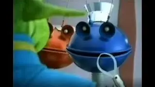 1992 Cadburys Smash Holiday Customs Martian Advert