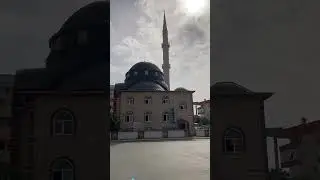 Мечеть на главной площади Махмутлара