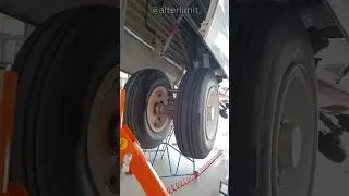 Do You Know How They Change a Tire On a Plane 