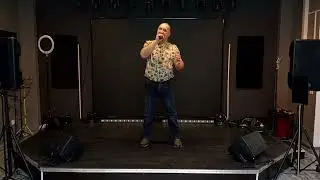 Песня должна звучать!