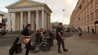 ПИТЕР ♥️ ГРУППА ШУМНЫЕ СОСЕДИ ВЫСТУПАЮТ НА ДУМСКОЙ ❤️