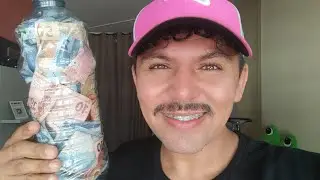 ABRI MEU COFRINHO PRA VIAJAR.