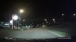 YOUTHS TRY TO STEAL PIZZA FAIL MISERABLY (Karma)