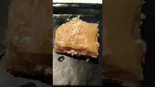 #shorts | #baklava | #cashewbaklava | #cashew | #turkishsweets | #sweet | #arabicsweet | #foodie |