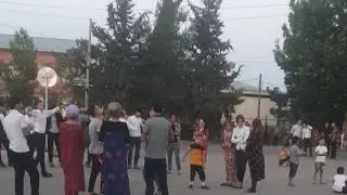 БАЗМИ ЗИНДА