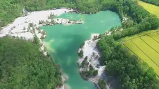 LAGON BLEU LATILLY