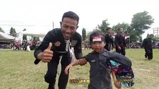 Dimas X Rahma. Tampil di tengah lapangan.