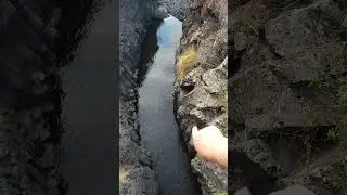 Израиль.Голаны.Горный ручей Мешушим с водопадами.