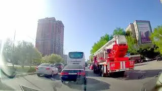 Движение на автомобиле по Тюмени до музыкальной школы, в Московский и на Киевскую