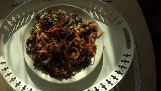 САЛАТ  "СЫТНЫЙ " с грибами, фасолью и морковью по корейски.