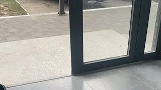Exx