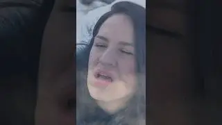 Как больно, мама, одной по земле ходить.. 