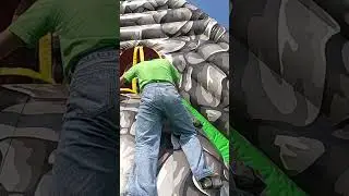 The inflatable slide is so exciting and fun #inflatable #slide #fuuny