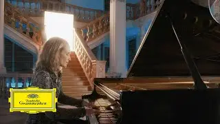 Hélène Grimaud – Debussy: 2 Arabesques: I. Andantino con moto (WPD performance)