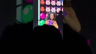 Emilia se emociona en la apertura de su .mp3 Tour en España - Emilia | Coliseum, Coruña #concert