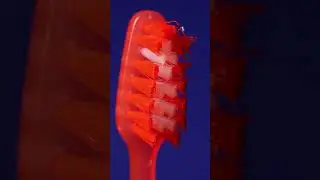 Toothbrush burning in high resolution 