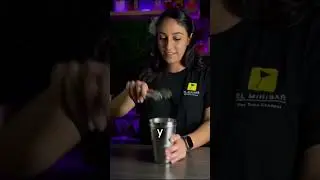 🤔 ¿COCTELERA O LICUADORA? ¿Cuál PIÑA COLADA prefieres? #shorts
