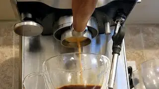 Breville Infuser BES840XL Naked Portafilter Quick Demo.