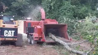Morbark hurricane in use ! Jettons Grading Inc