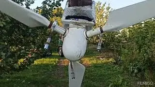 1 рік, працює мій вітрогенератор .