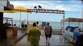 Адлер Курортный городок | Дорога от нашего жилья до моря