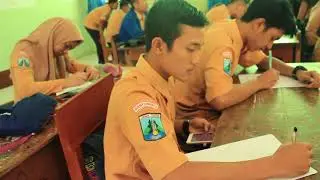 LOMBA FILM PENDEK SMA NEGERI 1 SRONO - KELAS XI IPS 1 