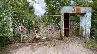An abandoned children's camp on a kumys field in Saratov.