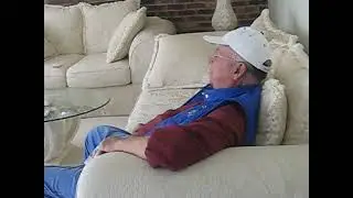 Big Moe Medley (Uncle Pen & Blue Moon Of Kentucky by Bill Monroe & Kaw-liga by Hank Williams Sr.)