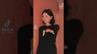 Колдует