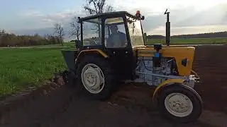 C330 daje ognia przy sadzeniu ziemniaków.