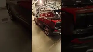 В автосалоне Москвич, цены на авто