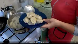 ВАРЕНИКИ с куриными желудочками и свининой, с творогом и изюмом и с капустой. Не реально вкусно!
