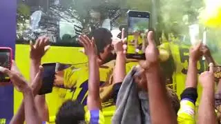 kerala blasters team arrival, kerala blasters vs east bengal live match today