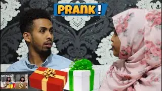 Prank gift 🎁 hodan oo hadiyadeyda kaxanaqday
