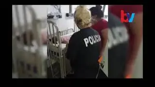 POLICIAS ARGENTINOS SALVAN A BEBE DE AHOGARSE