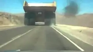 Белаз на дороге засада