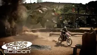 Outrunning A Graboid On A Dirt Bike | Tremors 5: Bloodlines (2015) | Science Fiction Station
