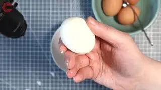 Make boiled eggs easy to peel! 🪺 WORKS EVERY TIME! 🍳