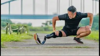 1E90_SPORT_FOOT & Watch the Video of  