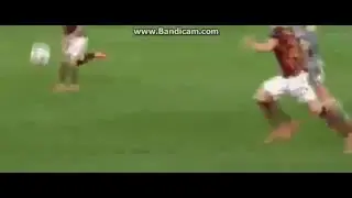 Raphael Varane fantastic tackle on El Shaarawy As Roma vs Real Madrid 0 0 UCL 2016 HD