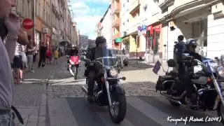X Motorfestiwal Świdnica parada motocykli w pokaz Świdnicy