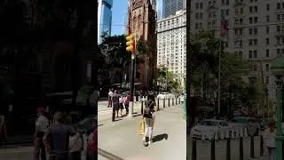 Off Script Roadway - NYC Lunchtime Stroll
